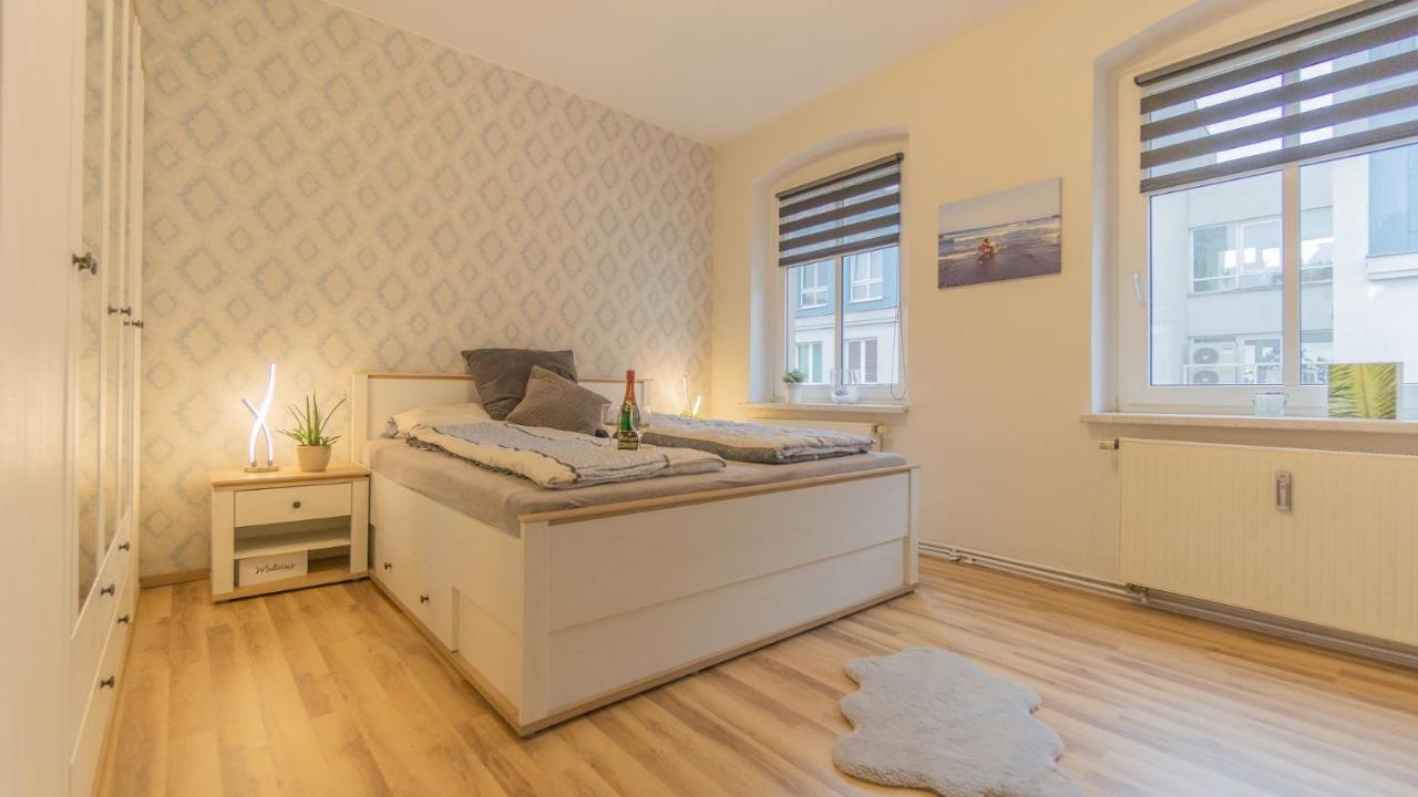 *Central_50M2_Kitchen_Washer_Netflix_Parking Cottbus Eksteriør bilde