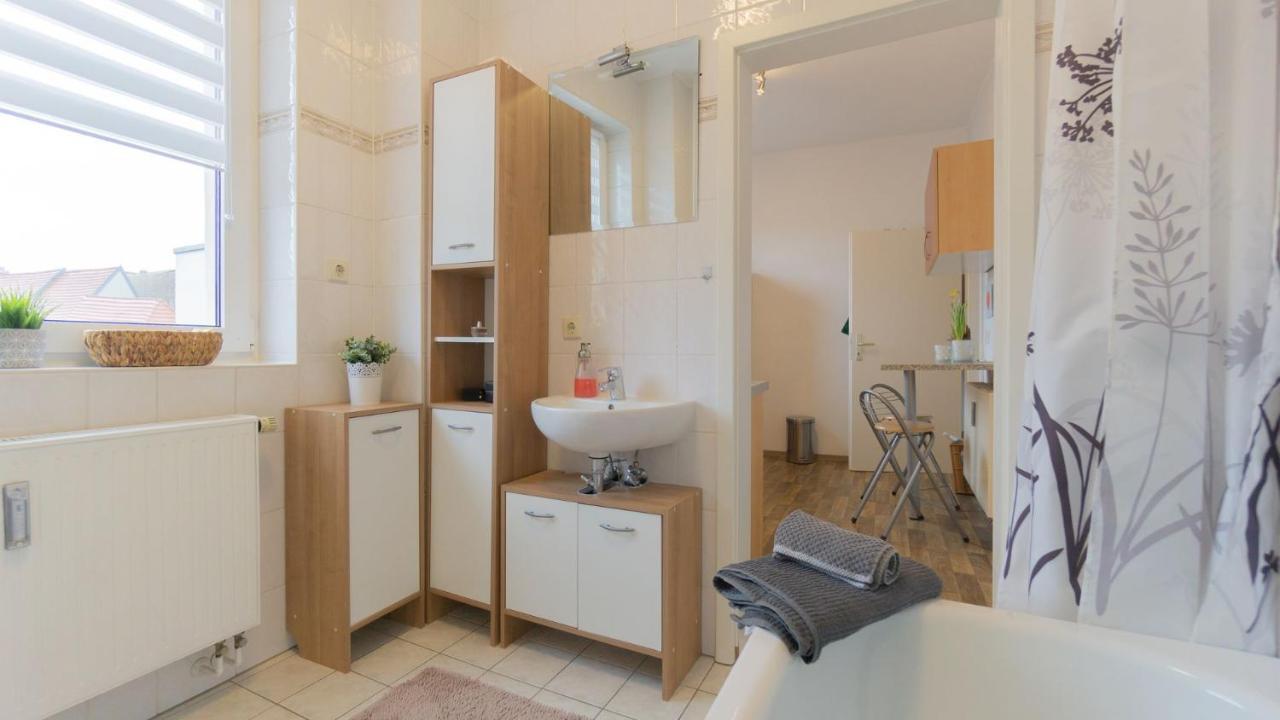 *Central_50M2_Kitchen_Washer_Netflix_Parking Cottbus Eksteriør bilde